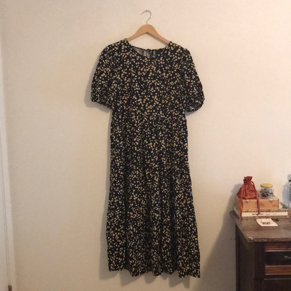 Who What Wear x Target Black and Gold Ditsy Floral Tiered Maxi Dress size Large